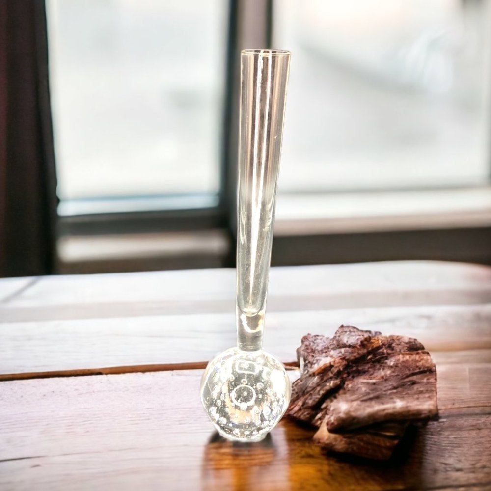 Vtg Kosta Sweden Handblown Controlled Bubble Clear Art Glass Bullicante Bud Vase